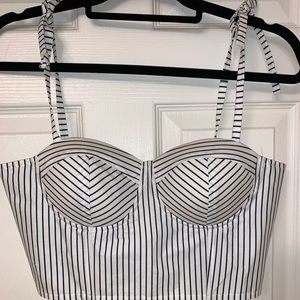 Superdown Janella Crop Top in White & Navy